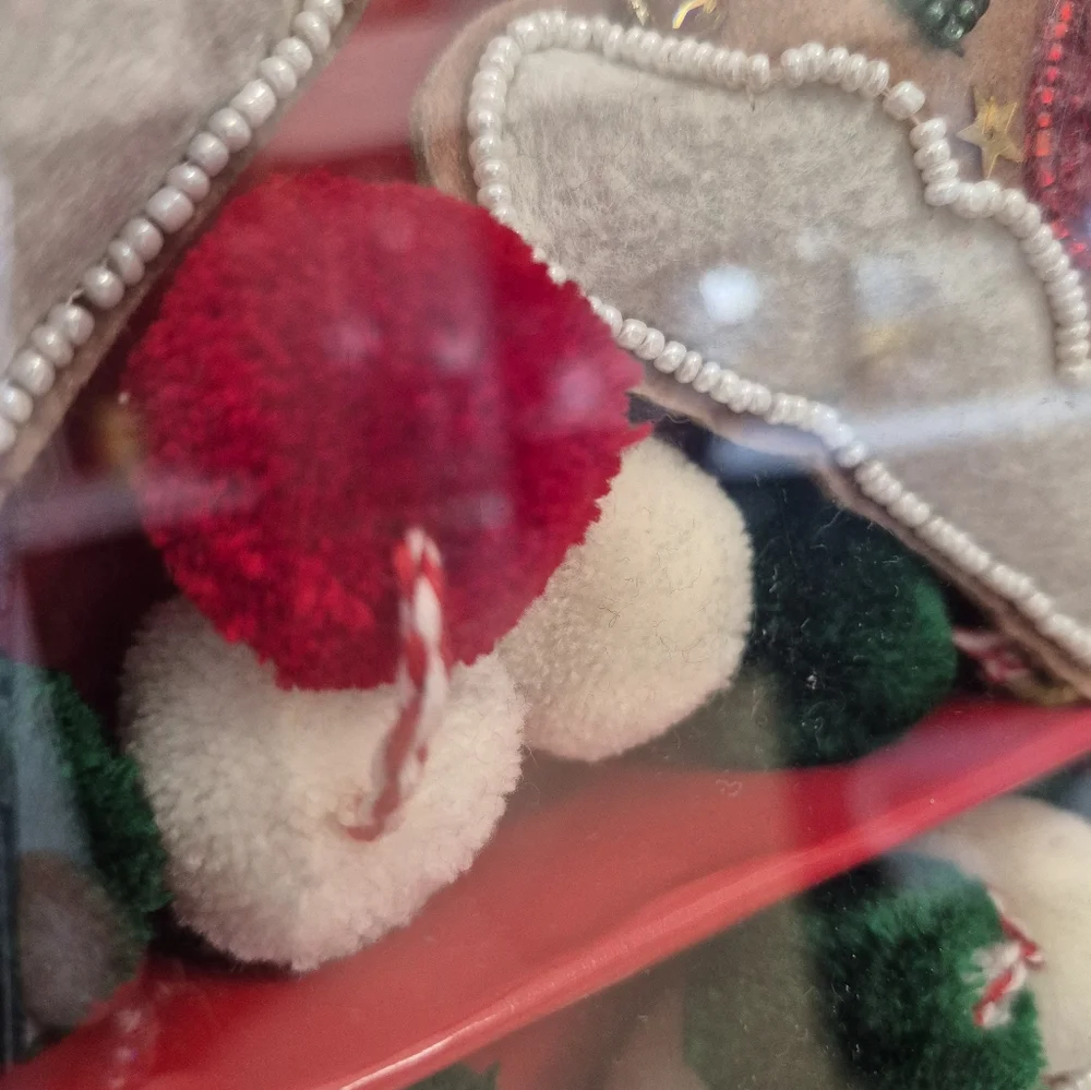 GINGERBREAD houses christmas garland NEW